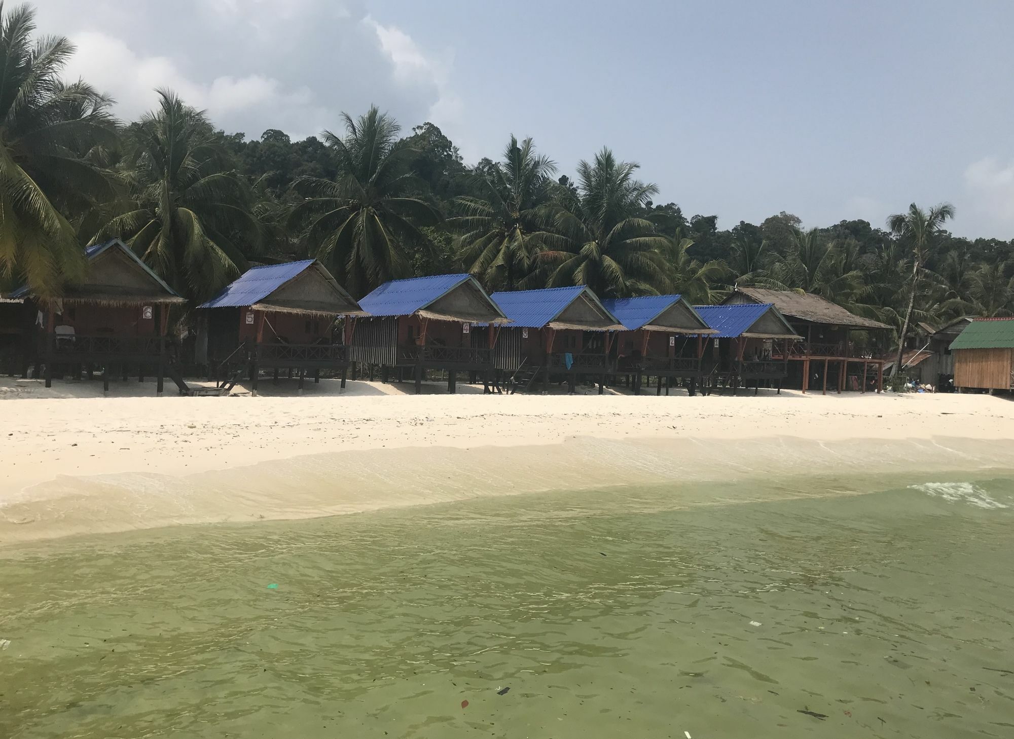 Angkor Chom Bungalows And Rooms Sok San Village Exterior foto